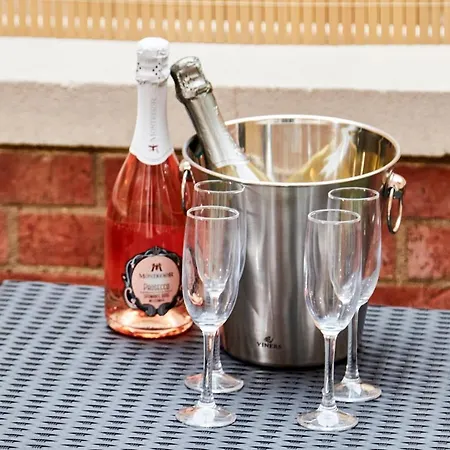 Appartement Vikings Centre Exclusive Offers With Private Parking & Terrace