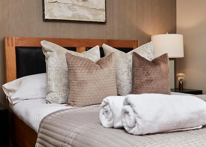 Vikings Centre Exclusive Offers With Private Parking & Terrace * York