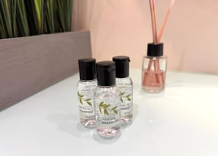 Vikings Centre Exclusive Offers With Private Parking & Terrace Apartment York